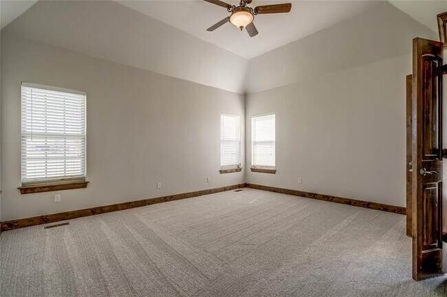 Building Photo - 22525 Lindy Terrace