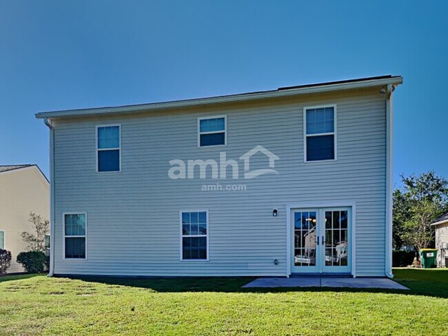 Building Photo - 6 Briarcliff Way