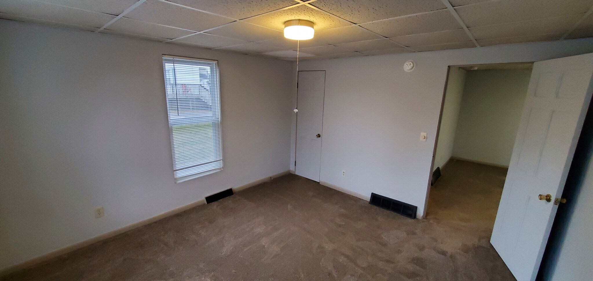 Front room - 908 Tulip St