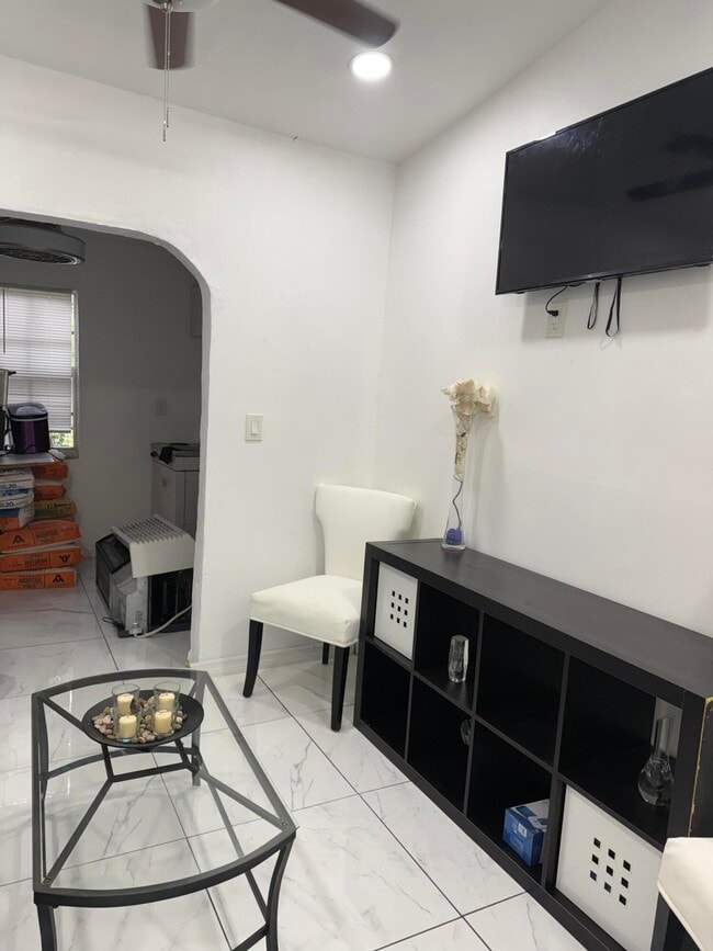 Building Photo - 3621 NW 3rd St