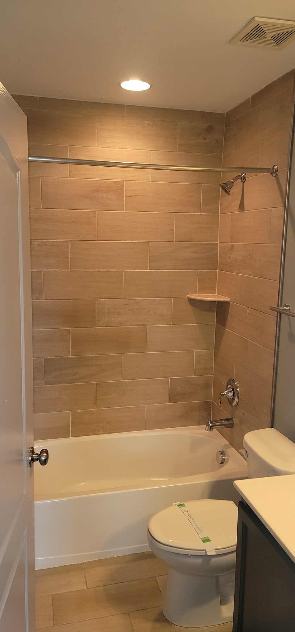 Upstairs Hall Bathroom #2 - 9555 Weshurst Ln