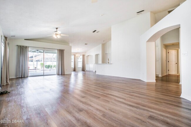 Building Photo - 6115 Sabal Point Cir