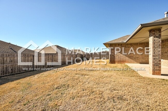 Building Photo - 3914 Wiltshire Dr