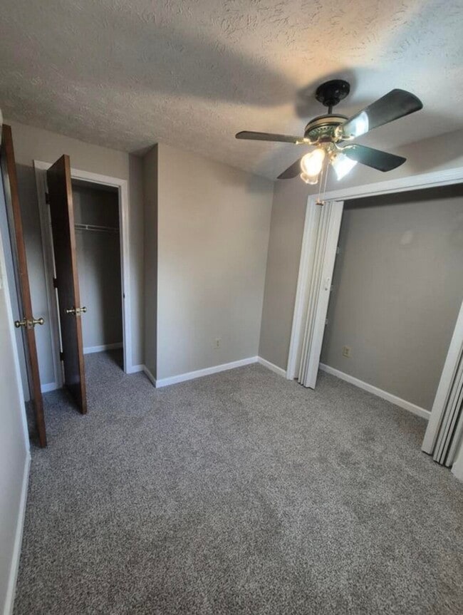 Building Photo - 1400 Hartland Woods Way