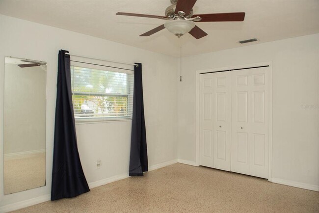 Building Photo - 4377 32nd Terrace N