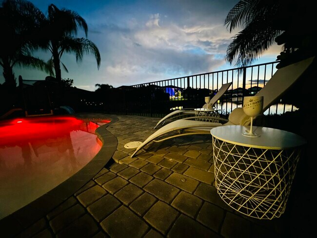 Building Photo - 15377 Green River Ct