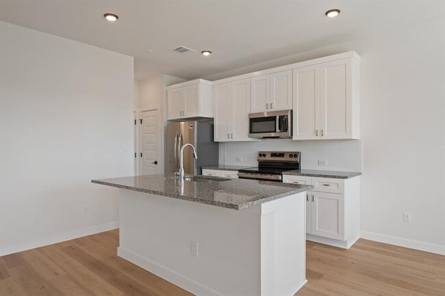 Building Photo - 2600 Gattis School Rd