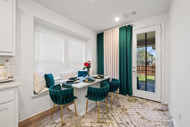 Building Photo - 8208 Legacy Trl