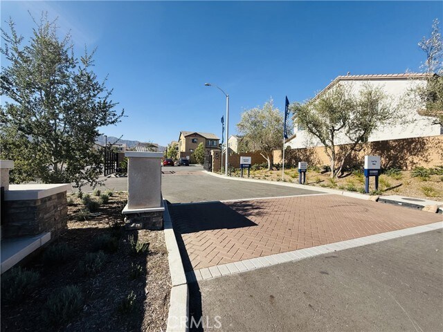 Building Photo - 16040 Olivas Ln