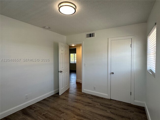 Building Photo - 2401 NW 9th Terrace
