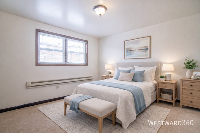 Building Photo - 1665 Harbor Ave