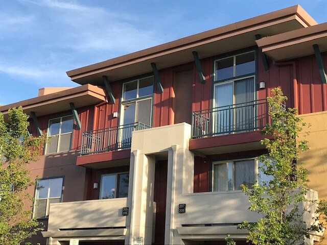 Building Photo - 3840 Martina Dr #205