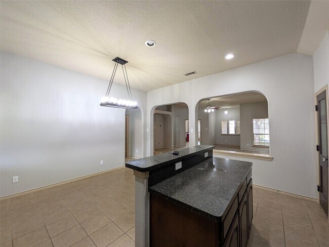 Building Photo - 14013 Zippo Way