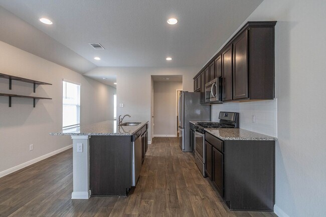 Building Photo - 239 Fall Aster Dr