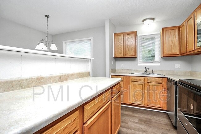 Building Photo - 4722 NC-73