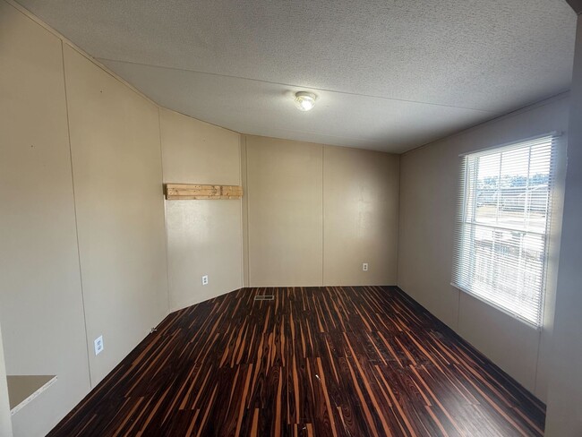 Building Photo - Myrtle Beach - 3 Bedroom / 2 Bathroom Manu...