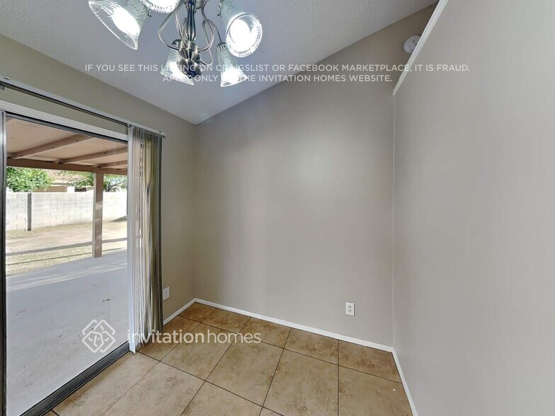 Building Photo - 7740 W Meadowbrook Ave