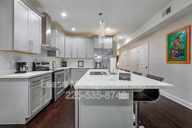 Building Photo - 1379 St Bernard Ave