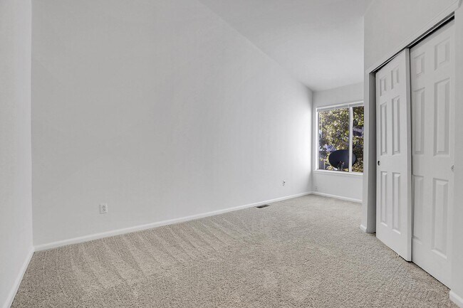 Building Photo - 9643 W Chatfield Ave