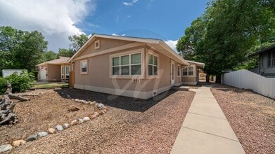 Building Photo - Modern Duplex in Old Colorado City