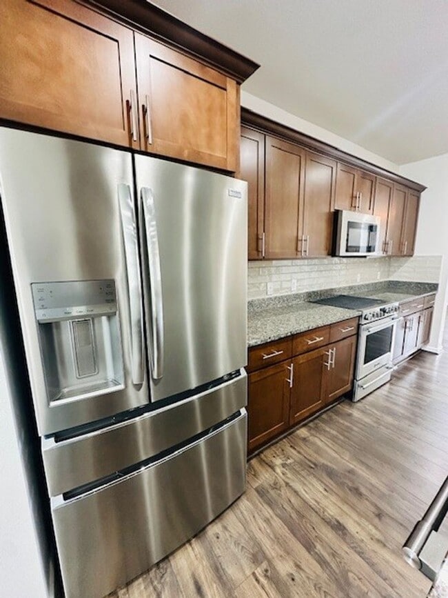 Building Photo - 3Bd/2.25Ba Seattle Townhouse