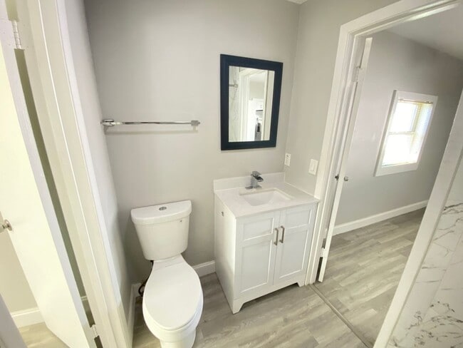 Building Photo - 241 E Church Ave