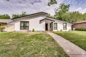Building Photo - 233 Colonel Dr