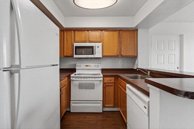 Building Photo - 708 Executive Center Dr