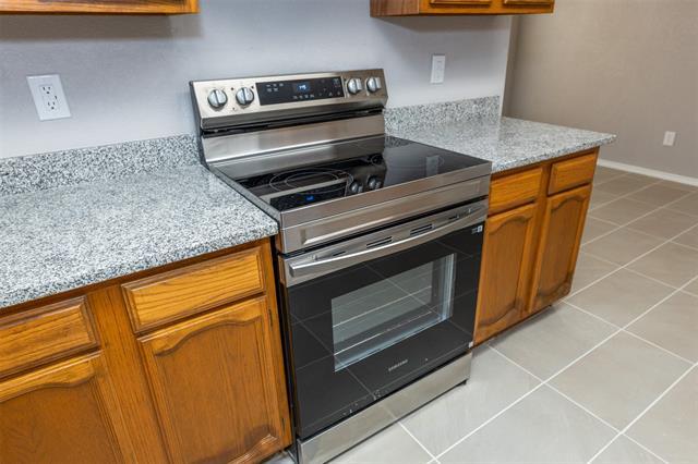 Building Photo - 1017 Bass Dr