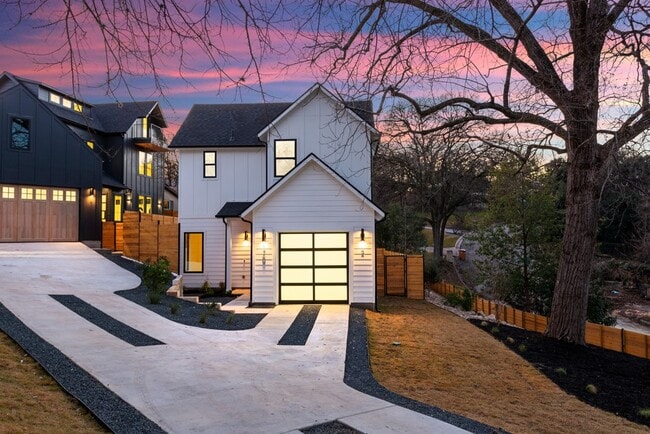 Fully gated driveway and front yard! - 1709 Taylor Gaines St