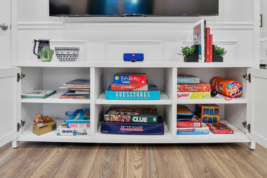 Building Photo - 193 Scarlet Oak Dr