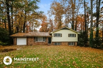 Building Photo - 2630 Barcelona Ct SW