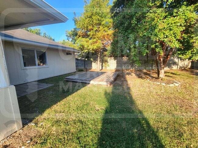 Building Photo - 1803 Robert Tyler Dr