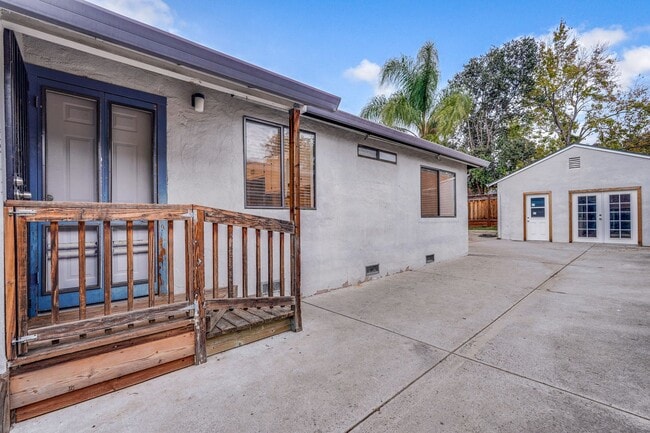 Building Photo - Welcome Home!!! - Great Location, Near Val...