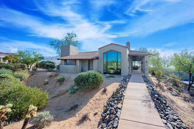 Building Photo - 10326 E Buckskin Trail
