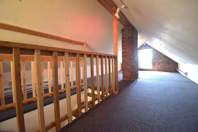 Building Photo - 662 Spruce St