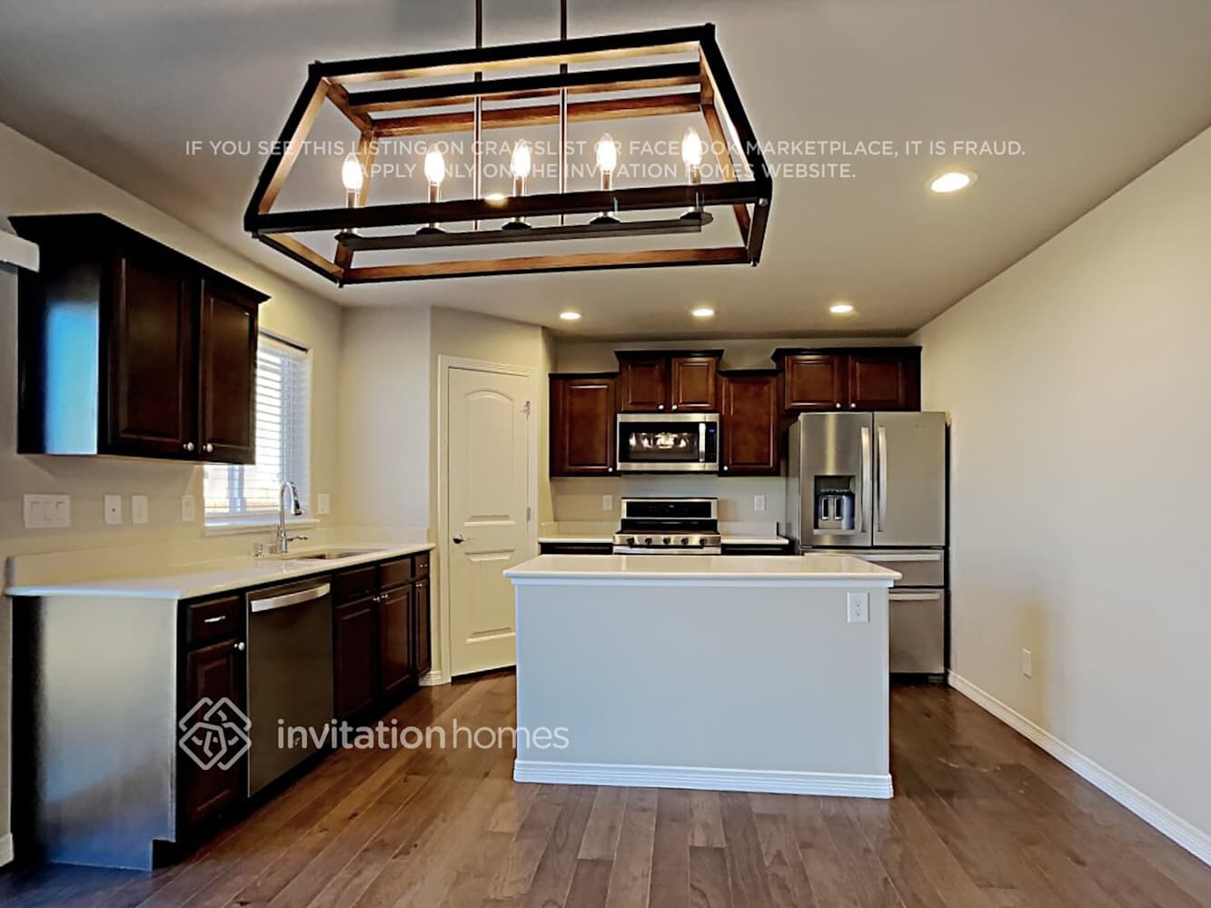 Building Photo - 10722 Yuba Dr