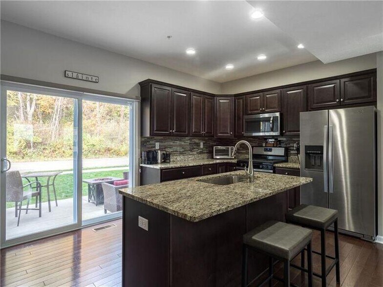 Building Photo - 116 Watson Dr
