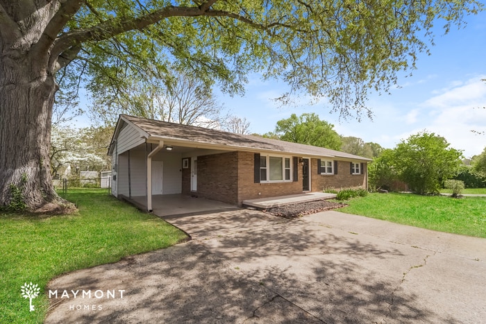 Building Photo - 2518 Fairgreen Dr