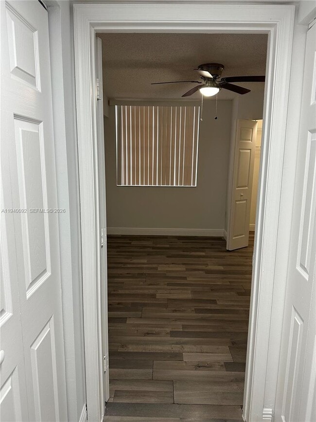 Building Photo - 620 SW 111th Ave