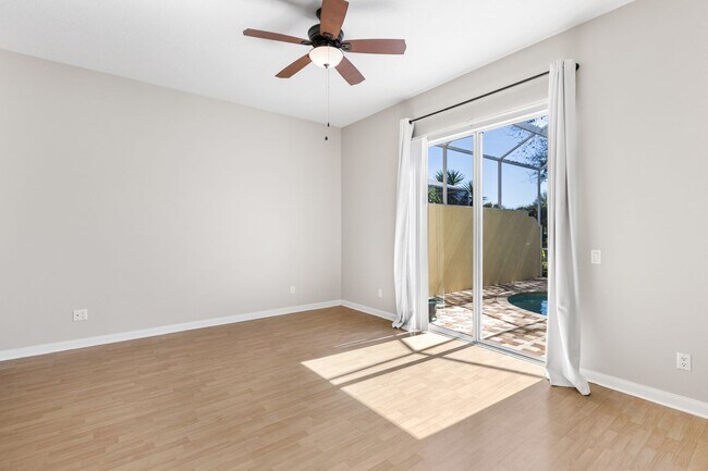 Building Photo - ** ISLAND WALK ** 3 BED + DEN / 2.5 BATH -...