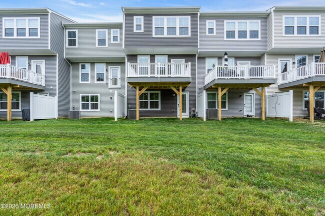 Building Photo - 9 Foxwood Dr