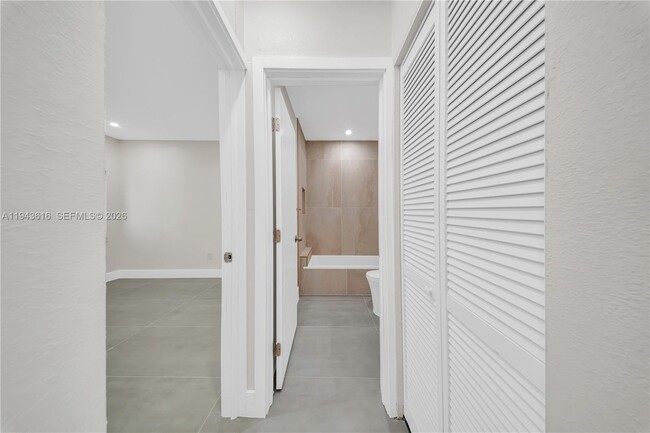 Building Photo - 807 NW 51st St