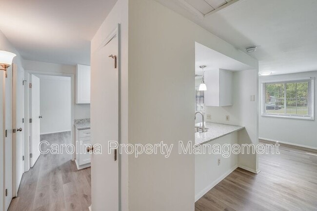 Building Photo - 5001 Forest Mountain Ct