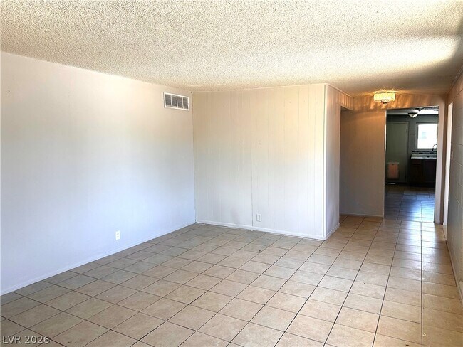 Building Photo - 4521 Pacyna St