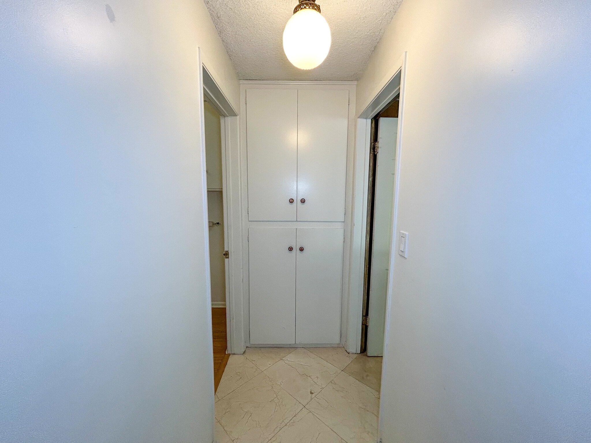 Back Hallway - 24507 Hatteras St