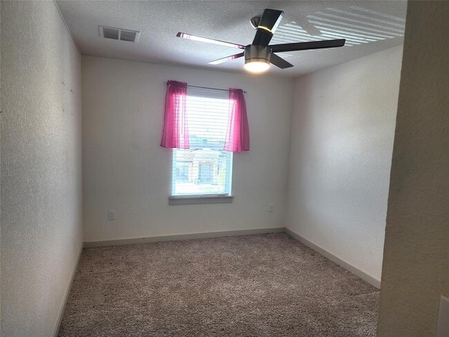 Building Photo - 1041 Winnsboro Lp