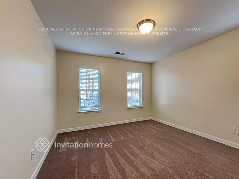 Building Photo - 5836 Mcdowell Run Dr