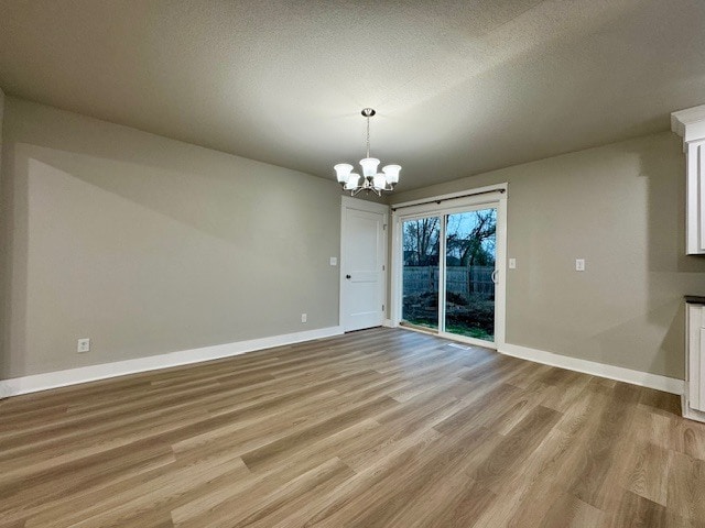 Building Photo - 1208 W Lazy L St