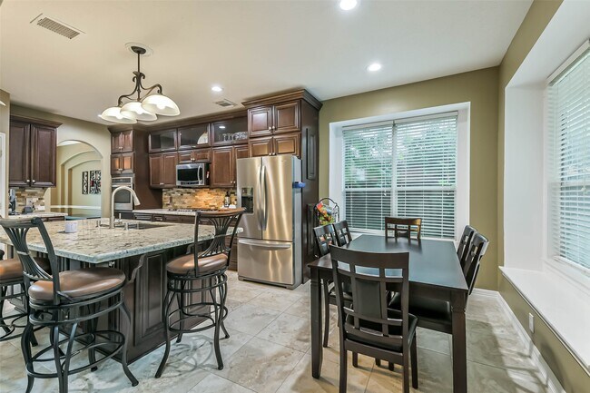 Building Photo - 20319 Umber Oak Ct
